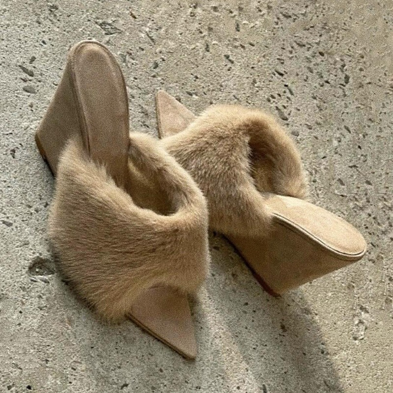 Winter Clothing Ladies - Pluizige Vrouwen Slippers Wiggen Platform Sandalen