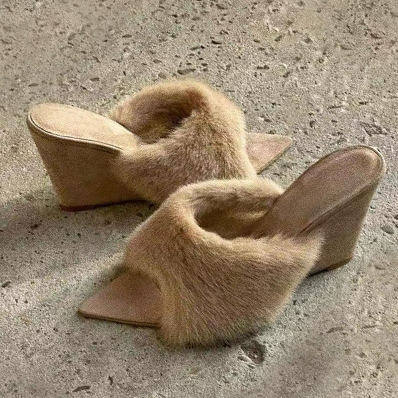 Pluizige Vrouwen Slippers Wigg - Winter Clothing Ladies recensie en prijs